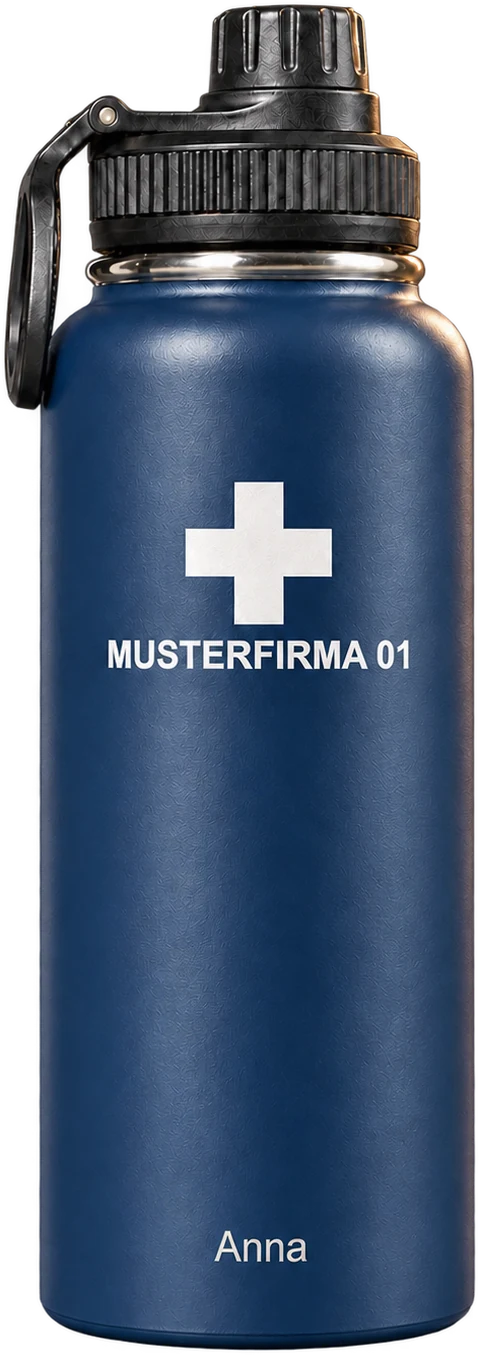 Die Sportliche in Navy mit Musterfirma 01 und Anna